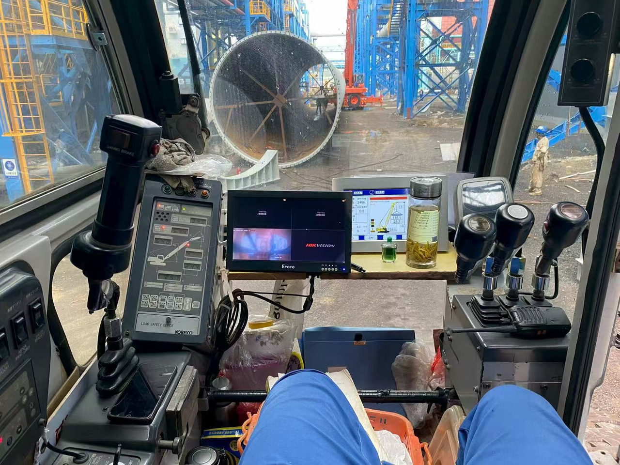 Kobelco 7200 - Grúa sobre orugas: foto 3 Kobelco 7200 - Grúa sobre orugas: foto 3