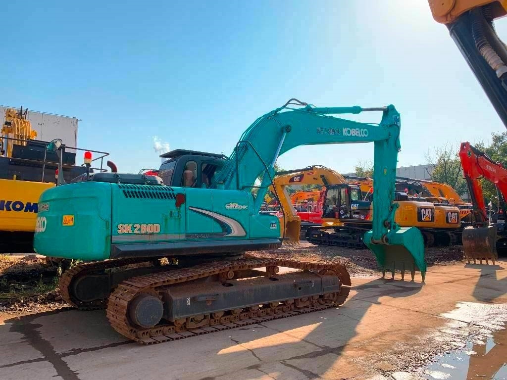 Kobelco SK 260D - Excavadora de cadenas: foto 1 Kobelco SK 260D - Excavadora de cadenas: foto 1