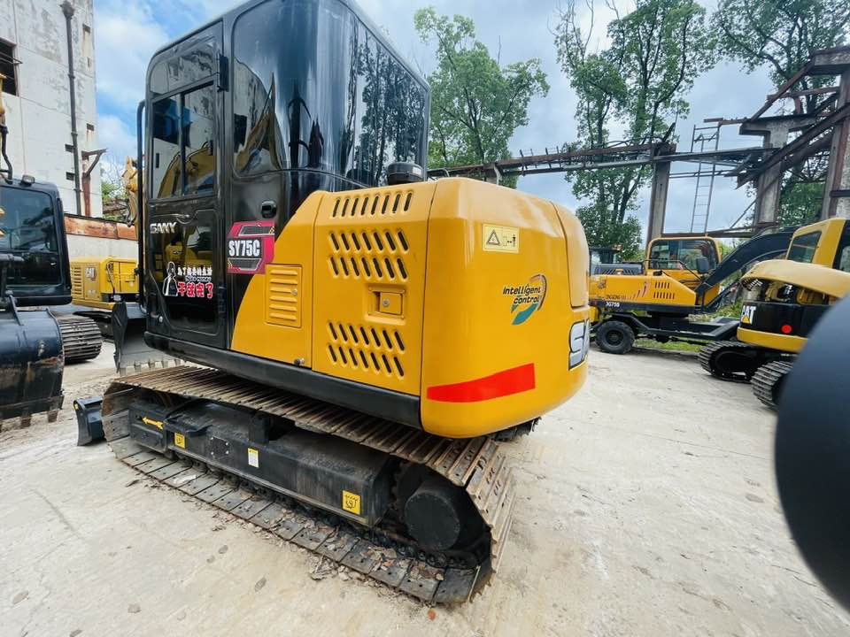 Sany SY75C - Excavadora: foto 1 Sany SY75C - Excavadora: foto 1