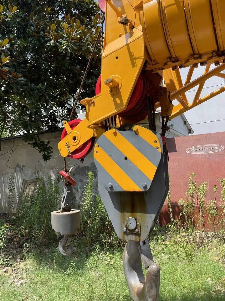 XCMG QY70K-II - Grúa todo terreno: foto 3 XCMG QY70K-II - Grúa todo terreno: foto 3