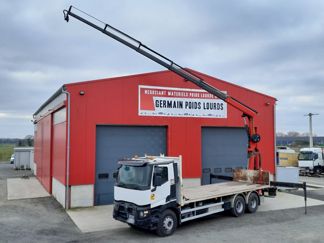 Renault C430 6x4 Standard platform Truck - Camión caja abierta, Camión grúa: foto 1 Renault C430 6x4 Standard platform Truck - Camión caja abierta, Camión grúa: foto 1