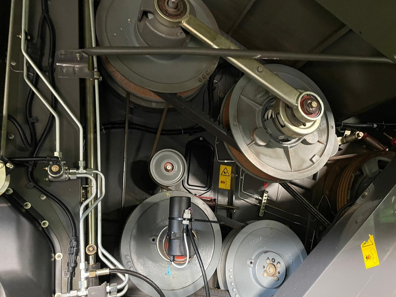 Cosechadora de granos para transporte de alimentos Claas Lexion 770 TT: foto 11