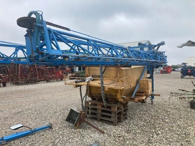 Lindus 3000 L - 30 M BOM - Pulverizador suspendido: foto 3 Lindus 3000 L - 30 M BOM - Pulverizador suspendido: foto 3