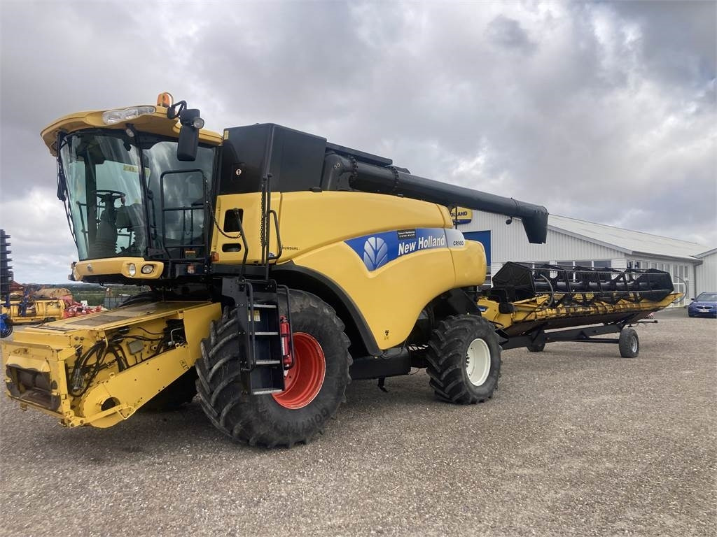 New Holland CR980SLH - Cosechadora de granos: foto 5 New Holland CR980SLH - Cosechadora de granos: foto 5