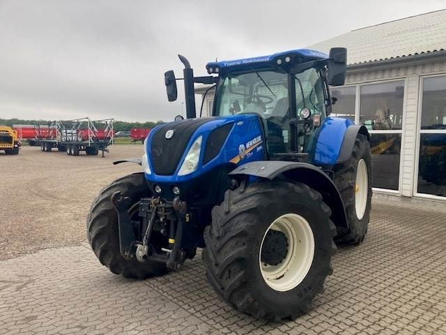 New Holland T7.270 AC MY 18 - Tractor: foto 5 New Holland T7.270 AC MY 18 - Tractor: foto 5