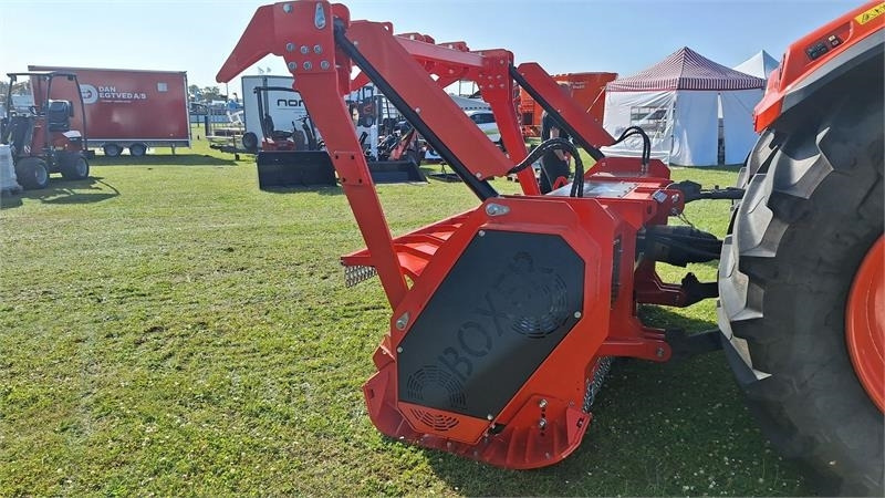Boxer Agri Bm220 super Fabriks ny - Trituradora forestal: foto 3 Boxer Agri Bm220 super Fabriks ny - Trituradora forestal: foto 3