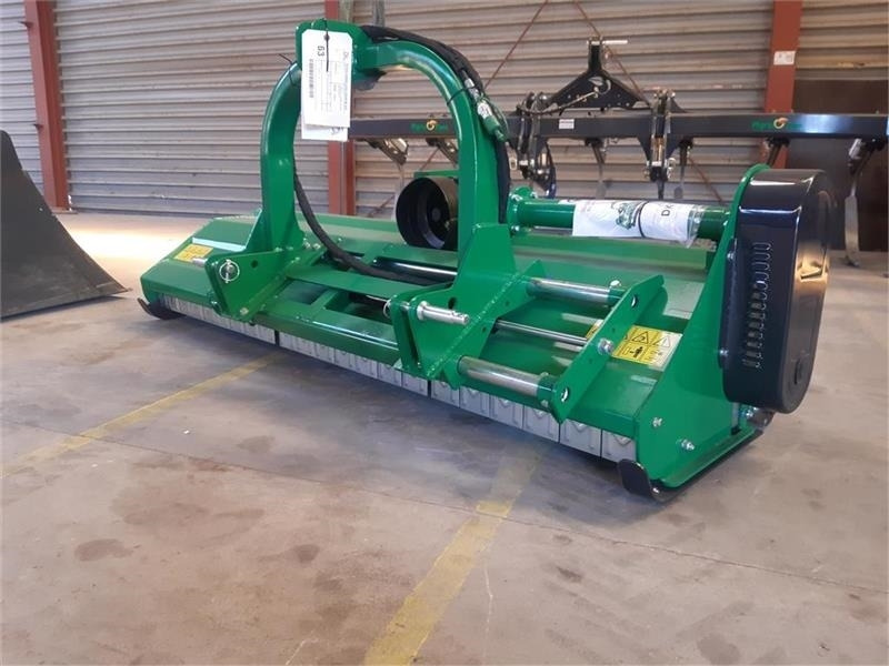 Dk-Tec 220cm - Segadora: foto 1 Dk-Tec 220cm - Segadora: foto 1