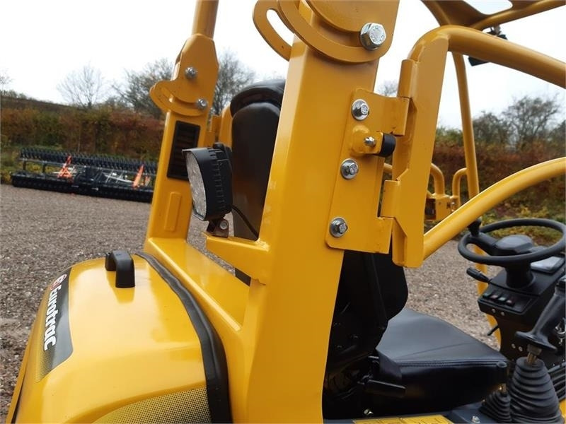 Cargadora articulada Eurotrac W11 med lav tårn: foto 9 Cargadora articulada Eurotrac W11 med lav tårn: foto 9