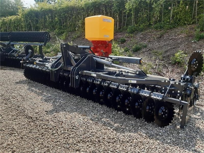 Inter-Tech disc harve med frø udstyr - Rastras: foto 1 Inter-Tech disc harve med frø udstyr - Rastras: foto 1