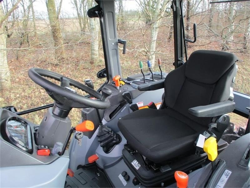 Leasing de Solis 60 med frontlæsser  Solis 60 med frontlæsser: foto 7