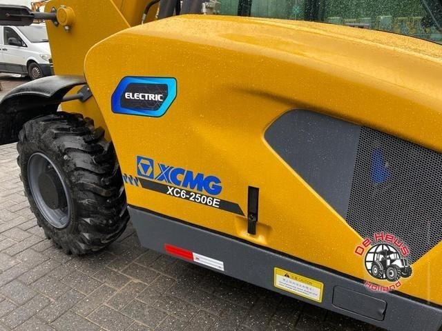 - - - XCMG XC6-2506E - Manipulador telescópico: foto 5 - - - XCMG XC6-2506E - Manipulador telescópico: foto 5