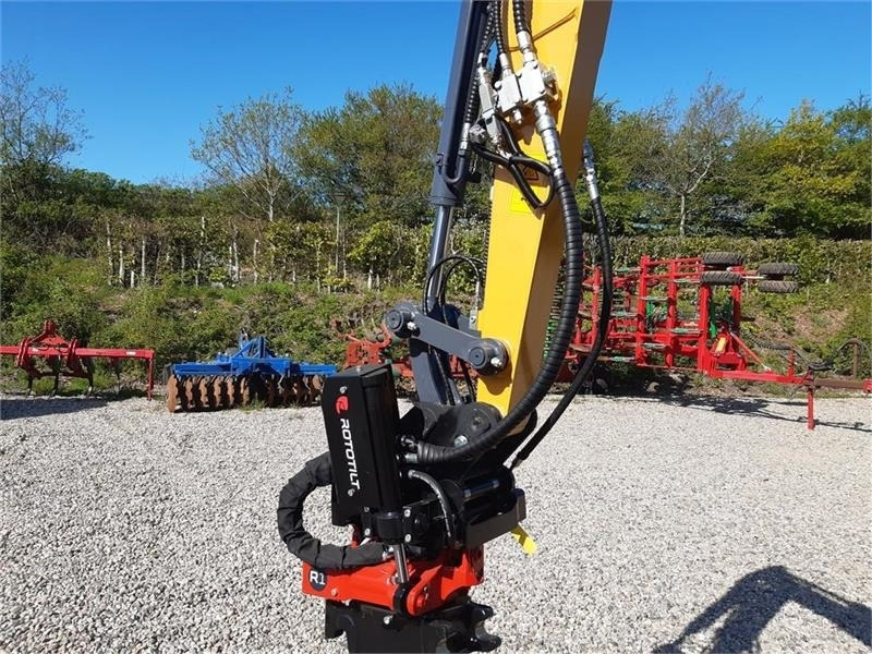 XCMG xe27e med rototilt - Miniexcavadora: foto 3 XCMG xe27e med rototilt - Miniexcavadora: foto 3