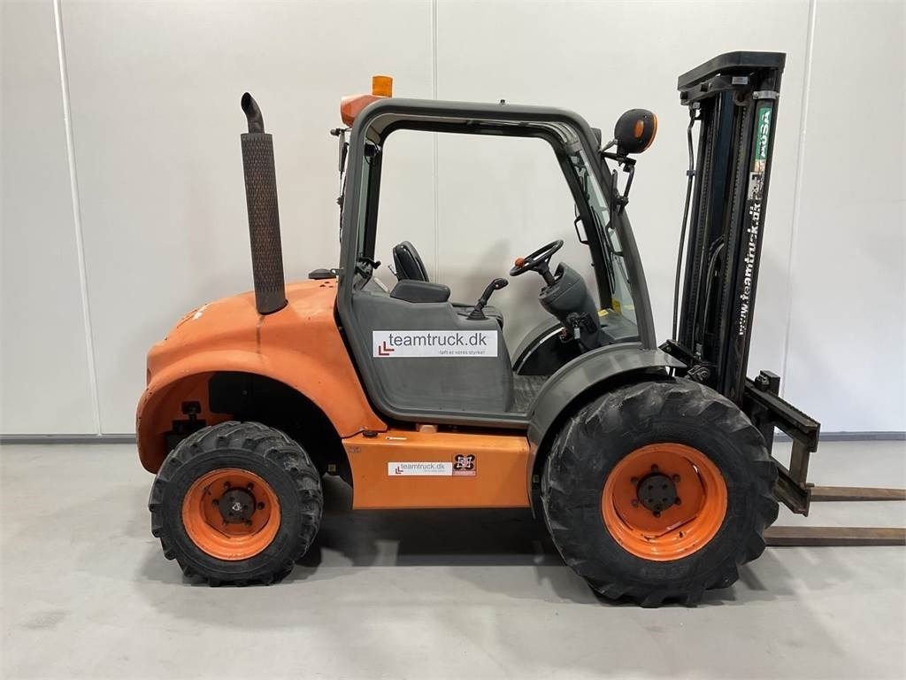 Ausa C250HX4 - Carretilla todo terreno: foto 1 Ausa C250HX4 - Carretilla todo terreno: foto 1
