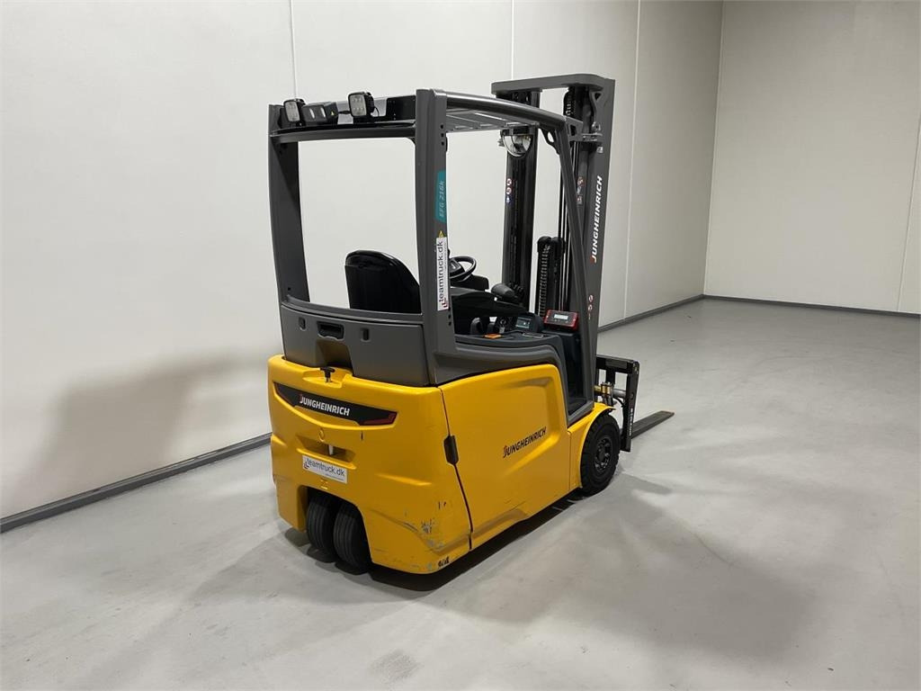 Jungheinrich EFG 216 K - Carretilla elevadora eléctrica: foto 2 Jungheinrich EFG 216 K - Carretilla elevadora eléctrica: foto 2