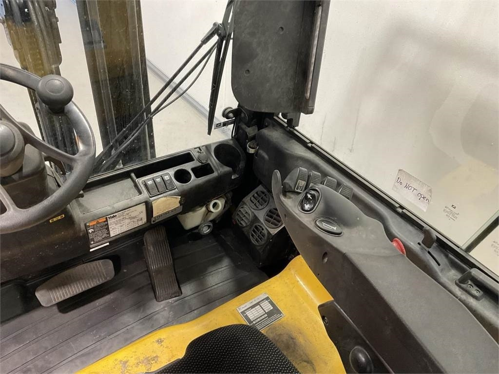 Yale ERP30VL - Carretilla elevadora eléctrica: foto 3 Yale ERP30VL - Carretilla elevadora eléctrica: foto 3