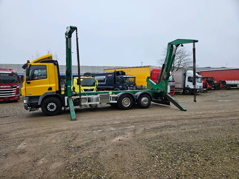 DAF CF 85.360 / Hammer / Sideloader / side loader - Camión portacontenedore/ Intercambiable: foto 2 DAF CF 85.360 / Hammer / Sideloader / side loader - Camión portacontenedore/ Intercambiable: foto 2