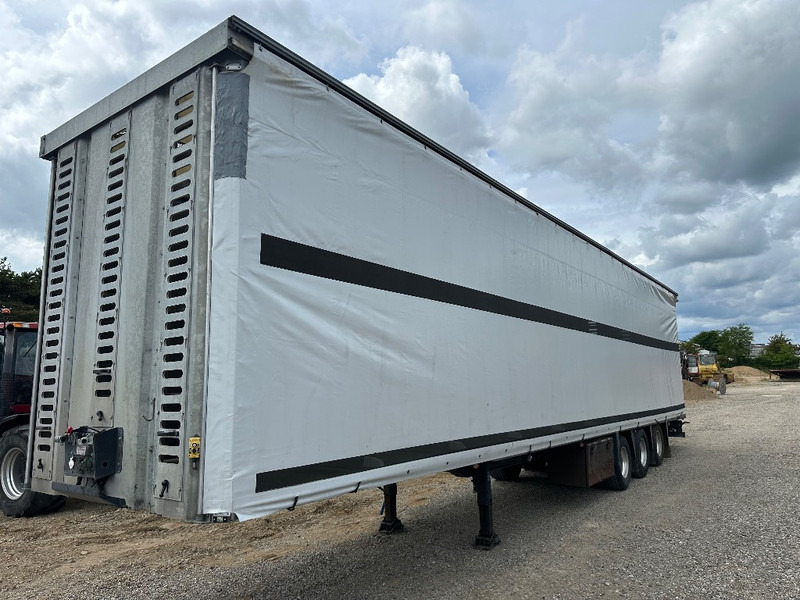 Lecitrailer Mega trailer with hydraulic roof / Poultry trailer - Semirremolque transporte de ganado: foto 2 Lecitrailer Mega trailer with hydraulic roof / Poultry trailer - Semirremolque transporte de ganado: foto 2