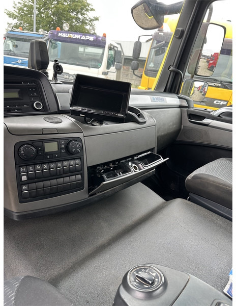 Camión grúa MAN TGL 12.220 // Crane HMF 735K2 //: foto 10 Camión grúa MAN TGL 12.220 // Crane HMF 735K2 //: foto 10