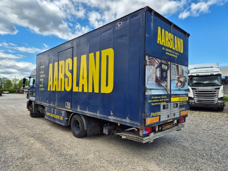 MAN TGM 12.280 // Lift // Sideopening - Camión caja cerrada: foto 3 MAN TGM 12.280 // Lift // Sideopening - Camión caja cerrada: foto 3