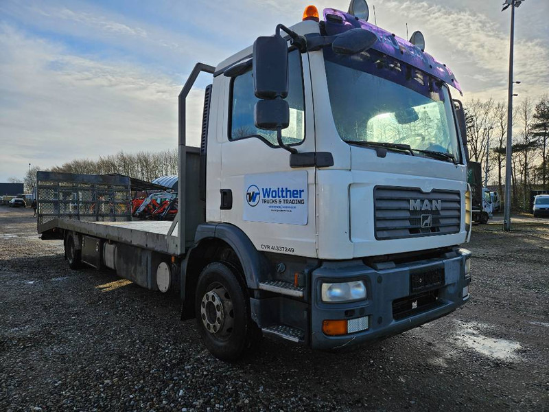 MAN TGM 15.280 // Machinetransport // Autotransporter - Grua de remolque autos: foto 1 MAN TGM 15.280 // Machinetransport // Autotransporter - Grua de remolque autos: foto 1