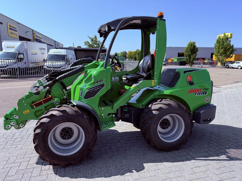 Avant 860i TDL + 1900kg 3.5 mtr 30km/h - Cargadora de ruedas: foto 2 Avant 860i TDL + 1900kg 3.5 mtr 30km/h - Cargadora de ruedas: foto 2