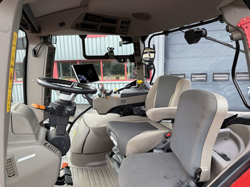 Case IH Maxxum 150 CVXDrive - Tractor: foto 5 Case IH Maxxum 150 CVXDrive - Tractor: foto 5