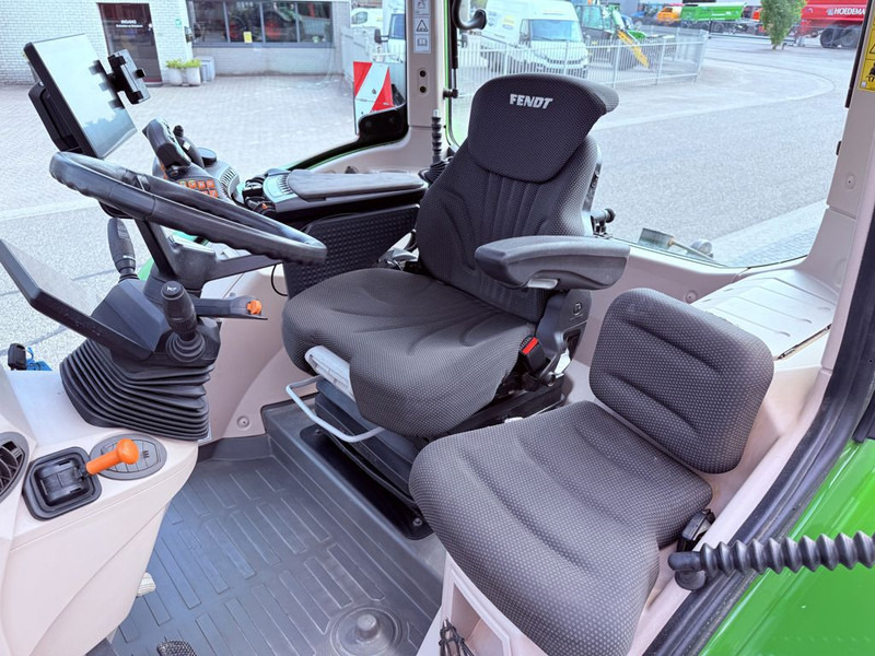 Fendt 718 Vario PowerPlus ONE - Tractor: foto 3 Fendt 718 Vario PowerPlus ONE - Tractor: foto 3