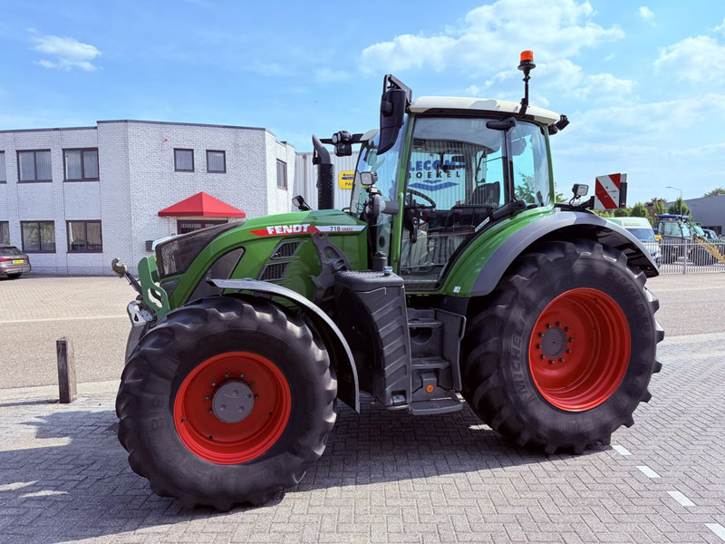 Fendt 718 Vario PowerPlus ONE - Tractor: foto 1 Fendt 718 Vario PowerPlus ONE - Tractor: foto 1