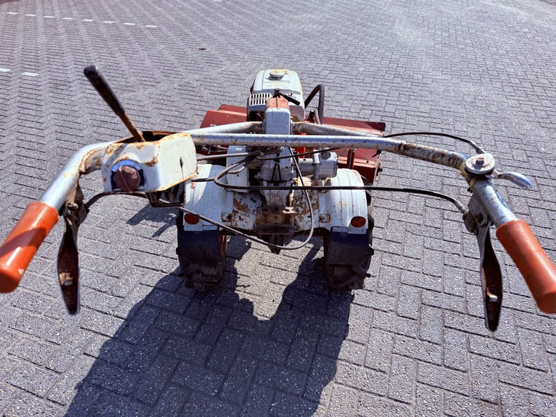 Honda F800 Veegmachine - Barredora vial: foto 3 Honda F800 Veegmachine - Barredora vial: foto 3