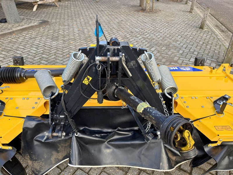 New Holland Duradisc F300 Frontmaaier - Segadora: foto 5 New Holland Duradisc F300 Frontmaaier - Segadora: foto 5