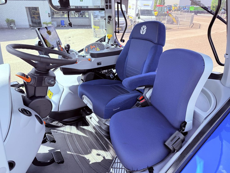 New Holland T6.180 AC Fronthef, - Tractor: foto 4 New Holland T6.180 AC Fronthef, - Tractor: foto 4