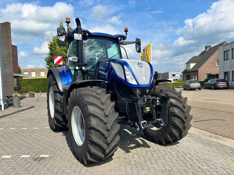 New Holland T7.300 AC New Gen Blue Power DEMO - Tractor: foto 4 New Holland T7.300 AC New Gen Blue Power DEMO - Tractor: foto 4