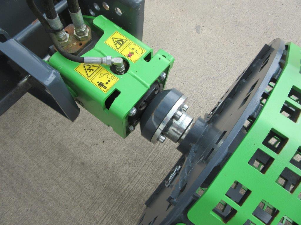 AVANT MULTI FUNCTION DRIVE UNIT & SCREENING DRUM - Cargadora articulada: foto 5 AVANT MULTI FUNCTION DRIVE UNIT & SCREENING DRUM - Cargadora articulada: foto 5