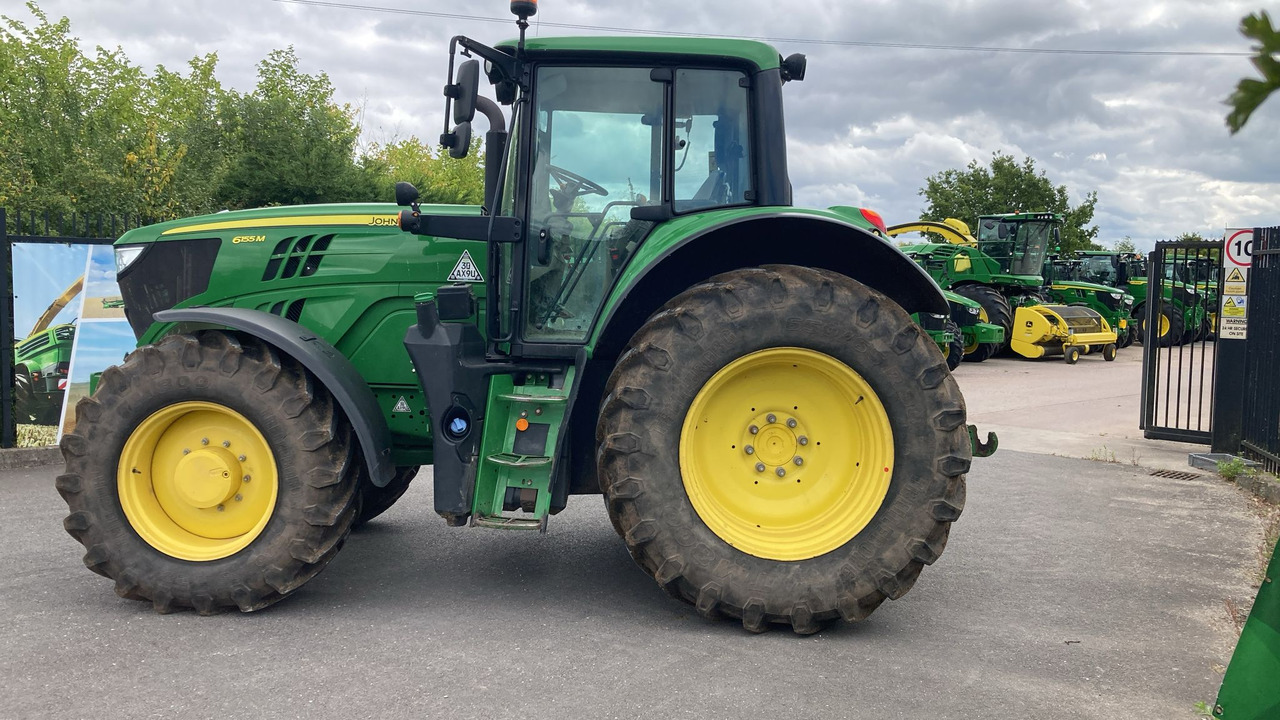 John Deer 6155M - Tractor: foto 1 John Deer 6155M - Tractor: foto 1