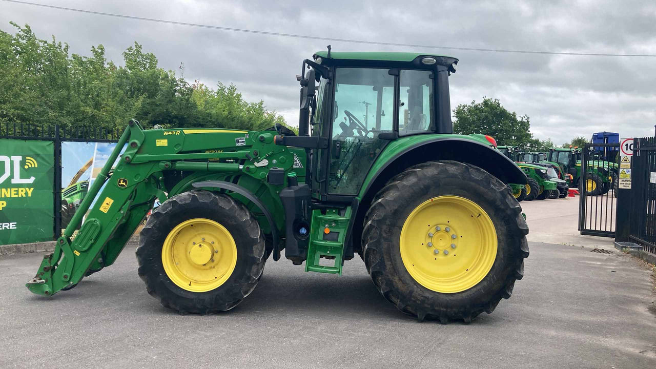 John Deere 6130M - Tractor: foto 2 John Deere 6130M - Tractor: foto 2