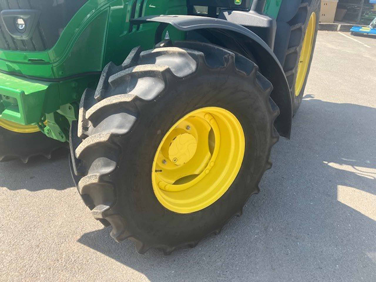 John Deere 6140M - Tractor: foto 5 John Deere 6140M - Tractor: foto 5