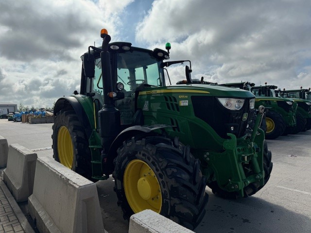 John Deere 6155M - Tractor: foto 4 John Deere 6155M - Tractor: foto 4