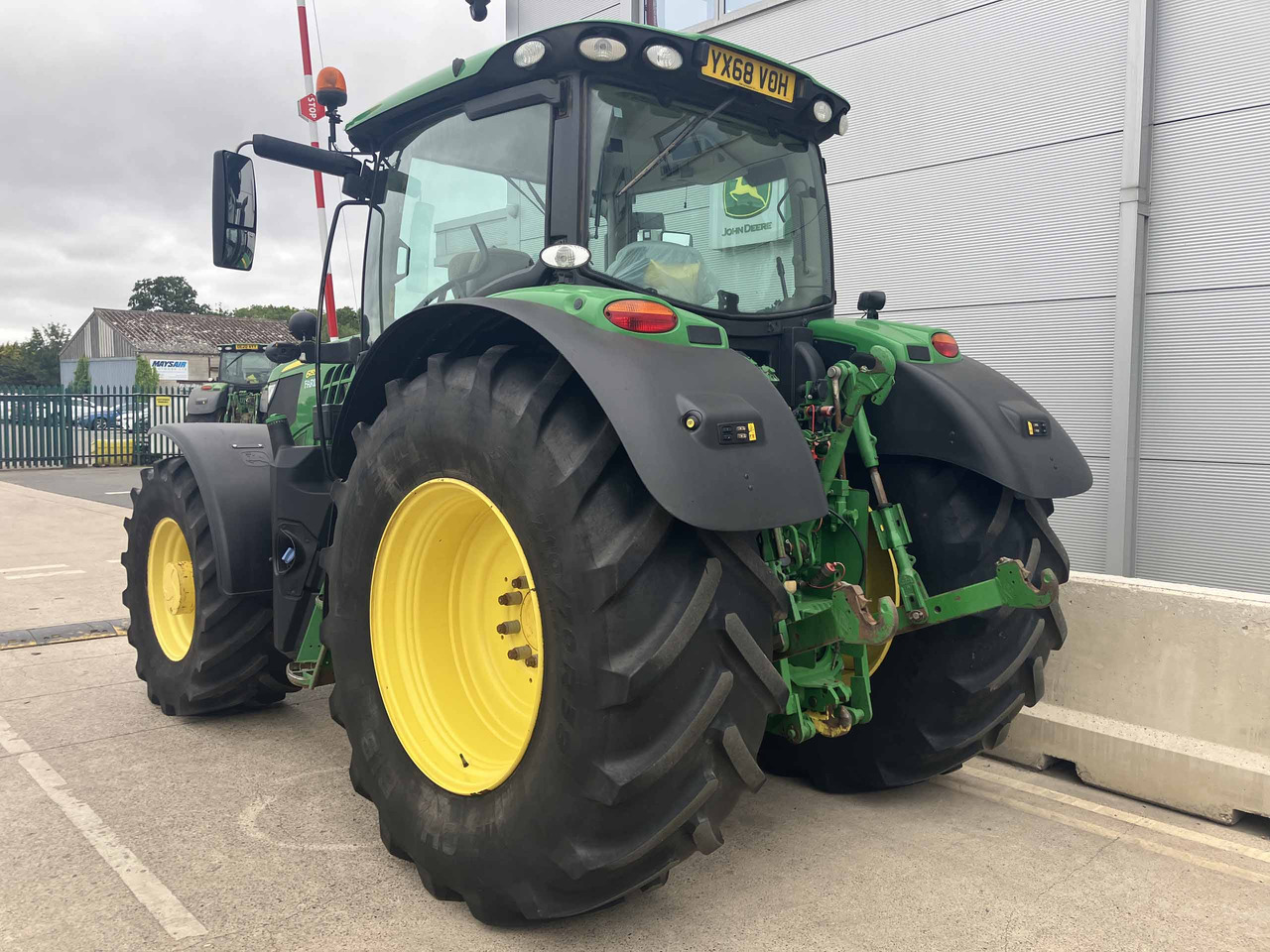 John Deere 6155R - Tractor: foto 3 John Deere 6155R - Tractor: foto 3