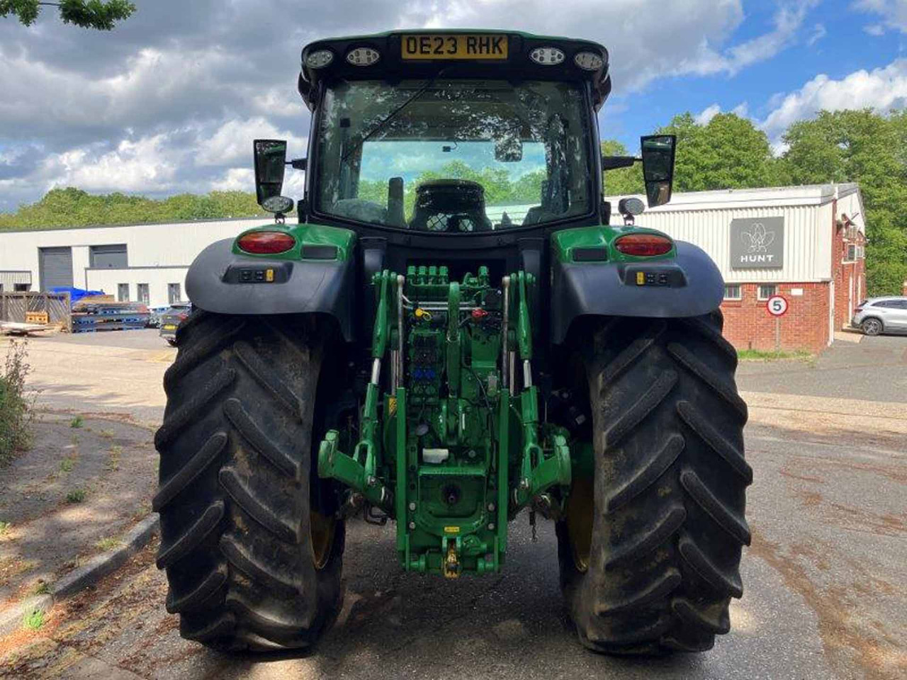 John Deere 6R 185 - Tractor: foto 5 John Deere 6R 185 - Tractor: foto 5