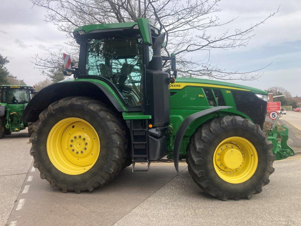 John Deere 7R 310 - Tractor: foto 3 John Deere 7R 310 - Tractor: foto 3