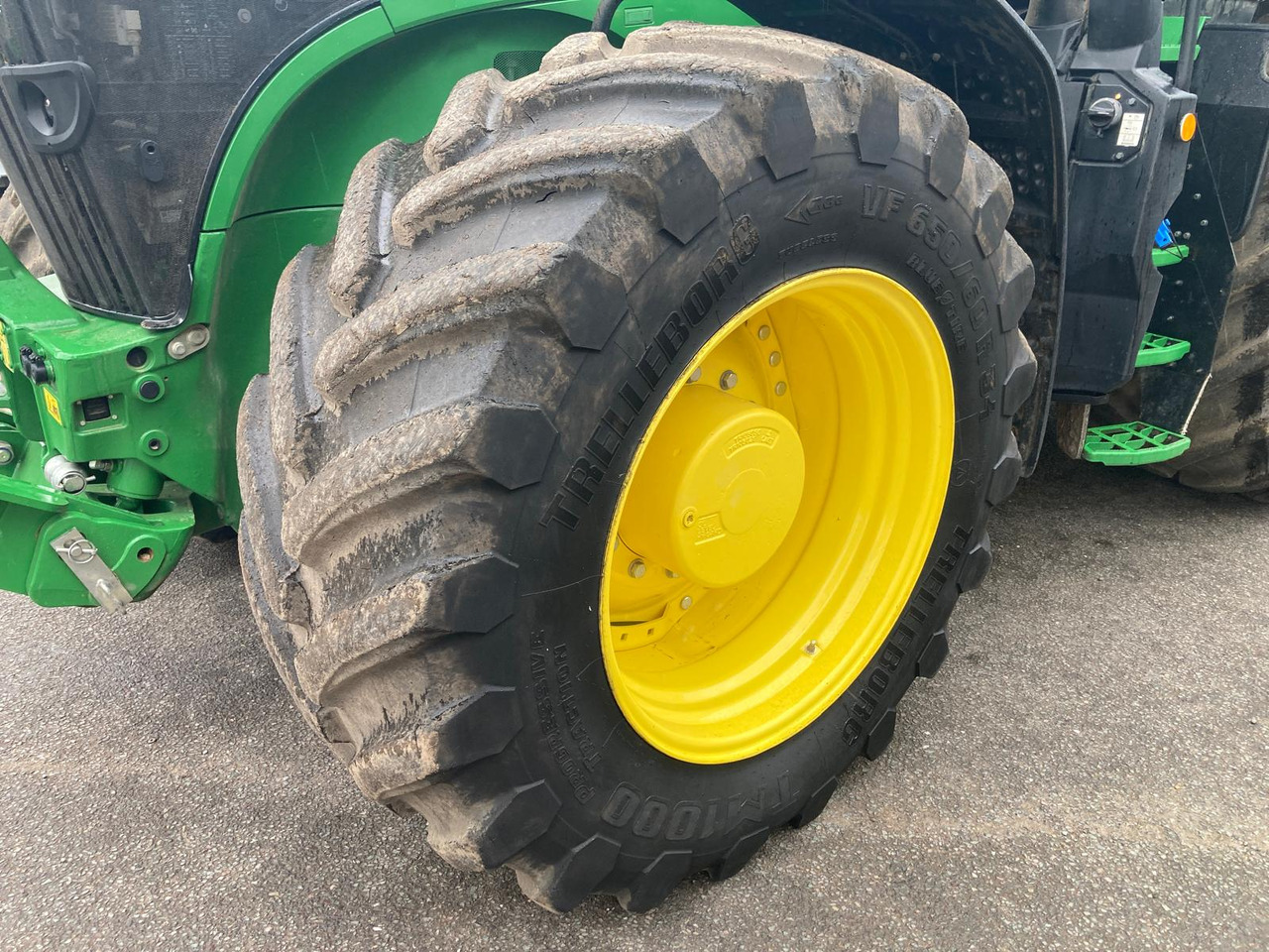 John Deere 7R 310 - Tractor: foto 2 John Deere 7R 310 - Tractor: foto 2