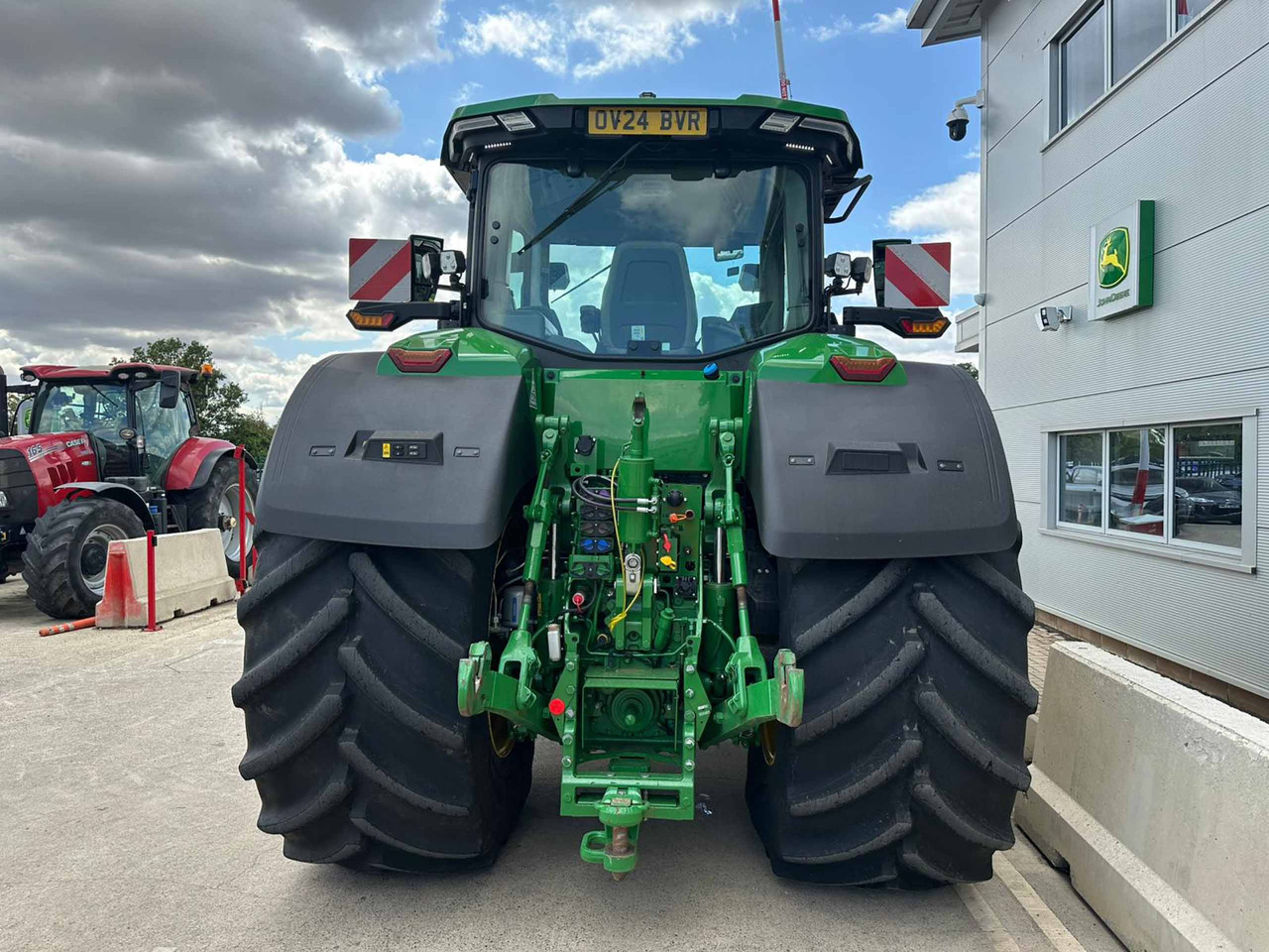 John Deere 8R 410 - Tractor: foto 2 John Deere 8R 410 - Tractor: foto 2
