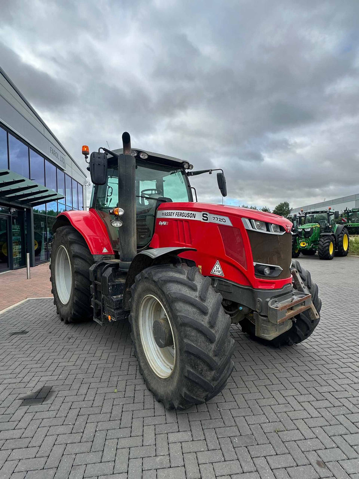 Massey Ferguson 7720S - Tractor: foto 2 Massey Ferguson 7720S - Tractor: foto 2