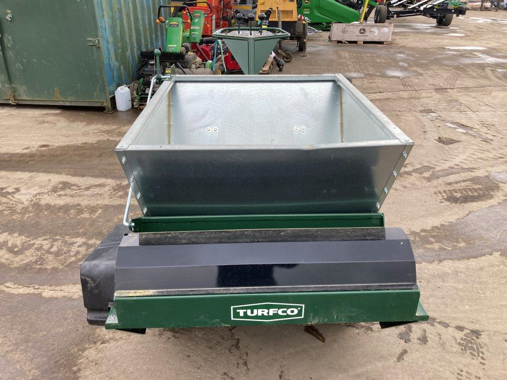 Turfco F15B Mete-R-Matic topdresser - Maquinaria de jardinería: foto 2 Turfco F15B Mete-R-Matic topdresser - Maquinaria de jardinería: foto 2
