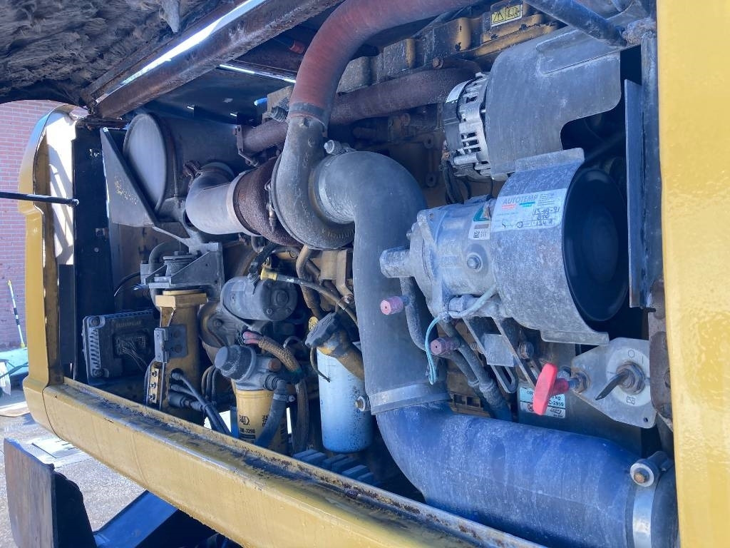 Excavadora de ruedas CAT M 316 D: foto 11 Excavadora de ruedas CAT M 316 D: foto 11