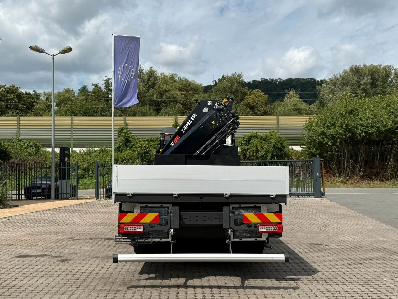 Volvo FMX 500 8x4 Kran Hiab 658-6 - Camión grúa: foto 4 Volvo FMX 500 8x4 Kran Hiab 658-6 - Camión grúa: foto 4