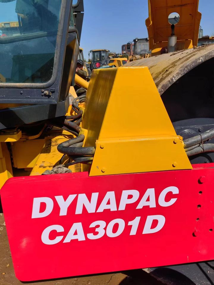 Fast Shipping Superior Quality Used Dynapac CA301D Road Roller Used Vibratory Soil Compactors Strong Power Single Drum Roller - Compactador: foto 4 Fast Shipping Superior Quality Used Dynapac CA301D Road Roller Used Vibratory Soil Compactors Strong Power Single Drum Roller - Compactador: foto 4