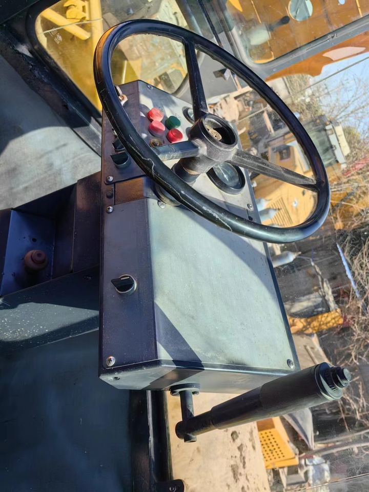 Fast Shipping Superior Quality Used Dynapac CA301D Road Roller Used Vibratory Soil Compactors Strong Power Single Drum Roller - Compactador: foto 5 Fast Shipping Superior Quality Used Dynapac CA301D Road Roller Used Vibratory Soil Compactors Strong Power Single Drum Roller - Compactador: foto 5