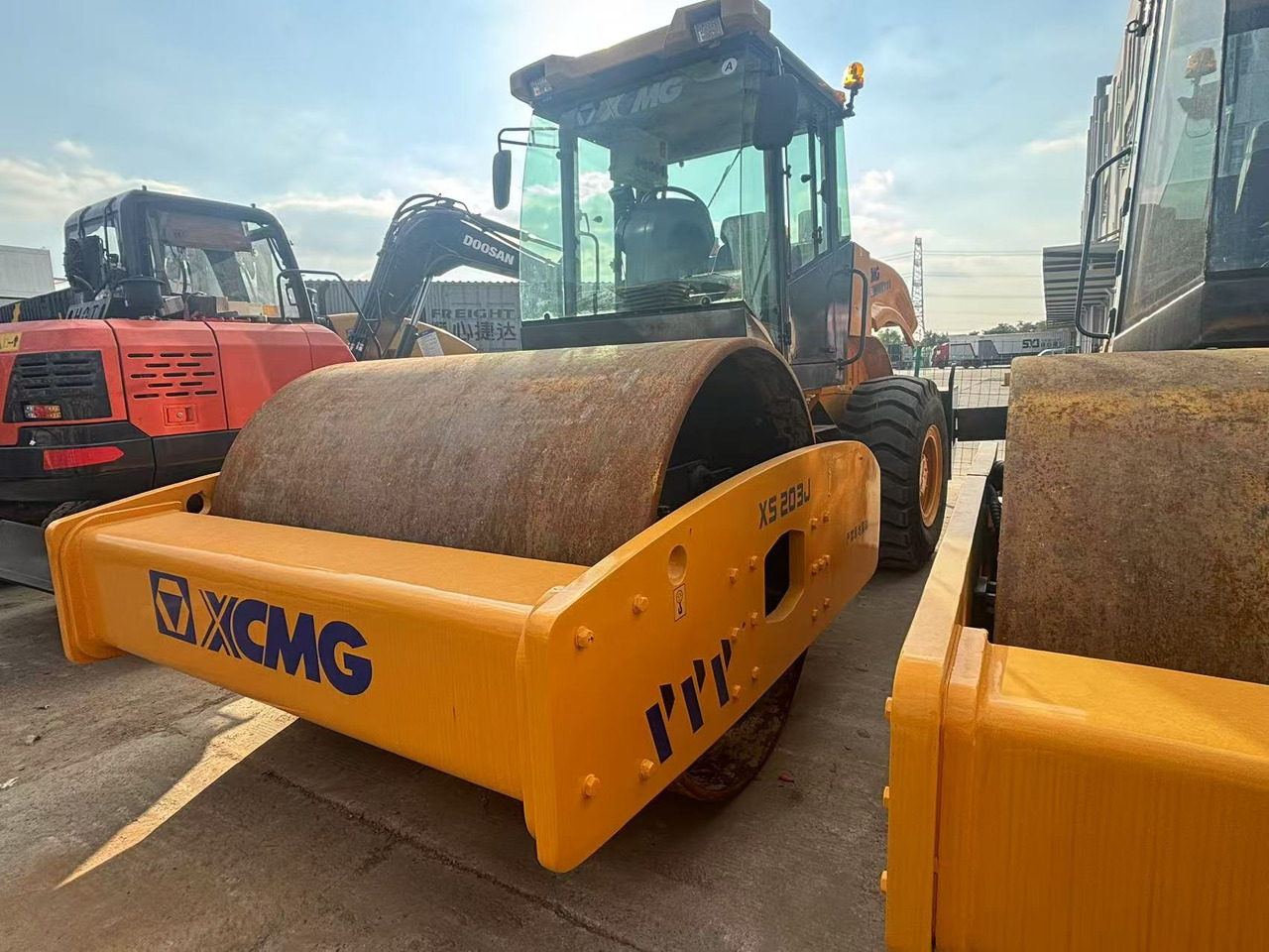 XCMG XS203J - Compactador: foto 2 XCMG XS203J - Compactador: foto 2