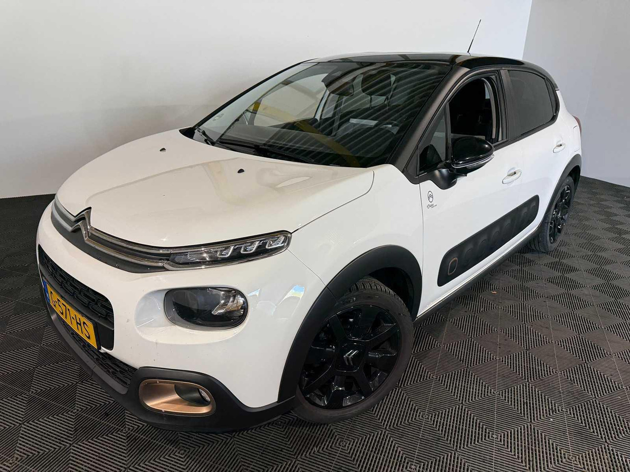 Citroen C3 1.2 PureTech S&S Origins | 2019 | 223.704 km | G-571-HS - Hatchback: foto 1 Citroen C3 1.2 PureTech S&S Origins | 2019 | 223.704 km | G-571-HS - Hatchback: foto 1